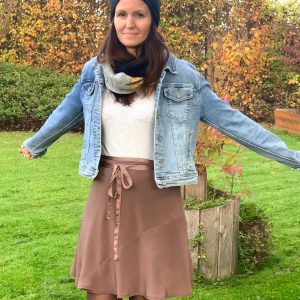 Kurzer Wickelrock in braun