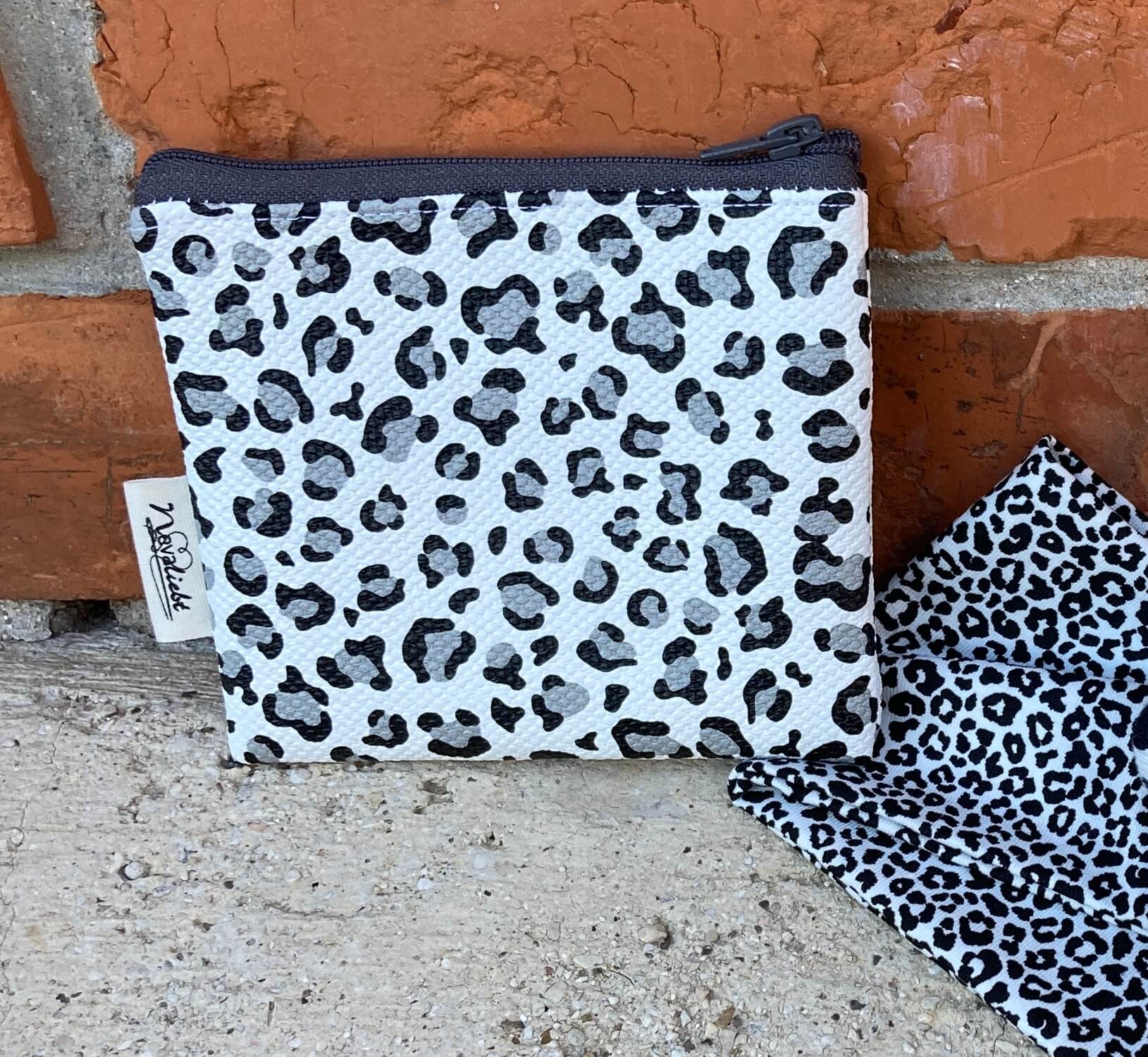 Pouch S Leo