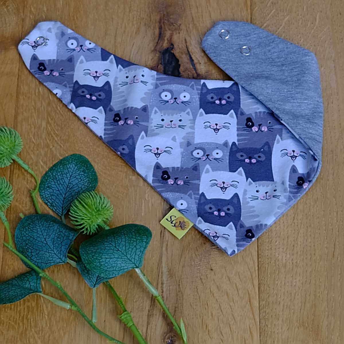 Baby-Wende-Halstuch „Cool Cats“