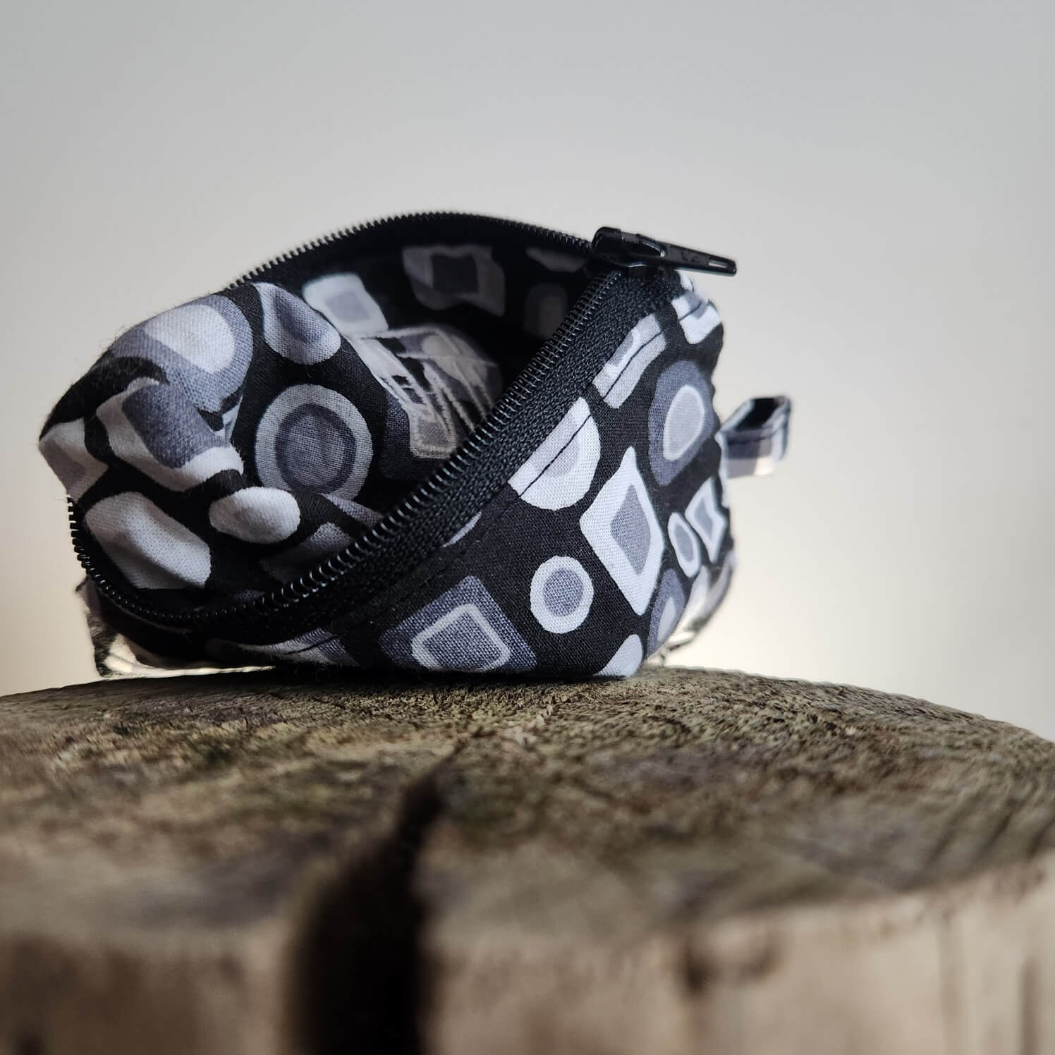 zweiBAG schwarz-weiss DRUCK - Image 2