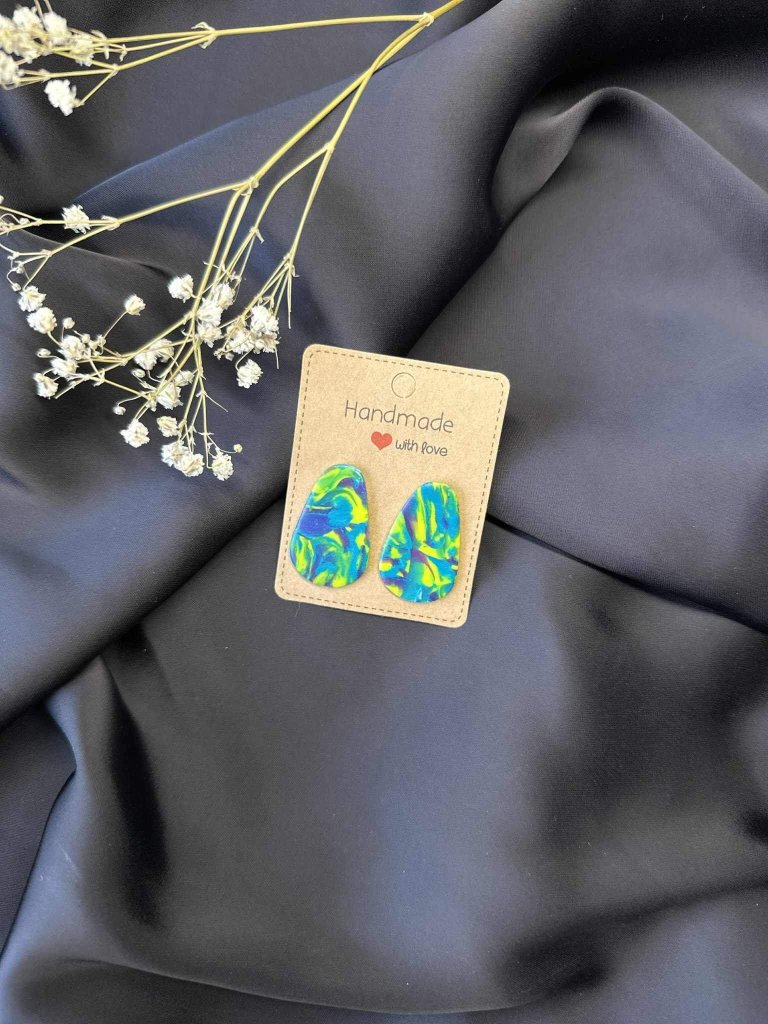 Nia Ohrstecker Grün Mehrfarbig