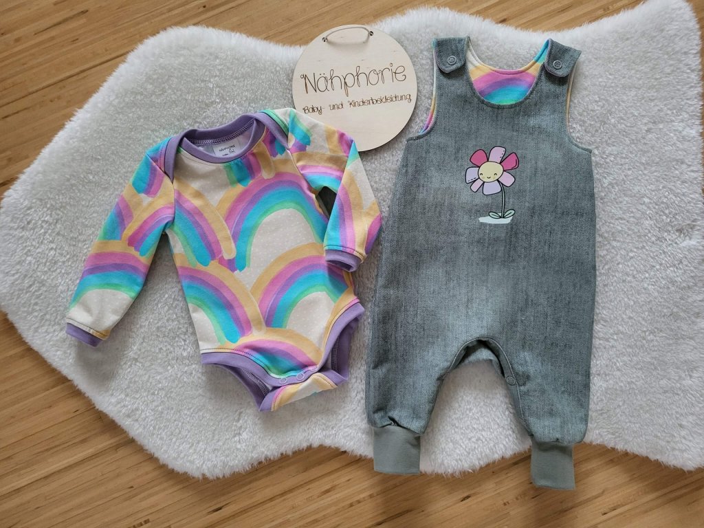Babyset Gr. 62 aus Body und Strampler mit Wickelleiste