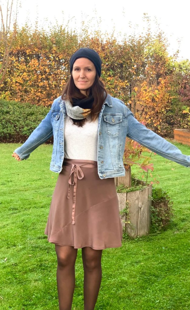 Kurzer Wickelrock in braun