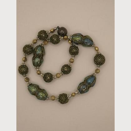 Set, Collier und Ohrringe in Perlennähtechnik