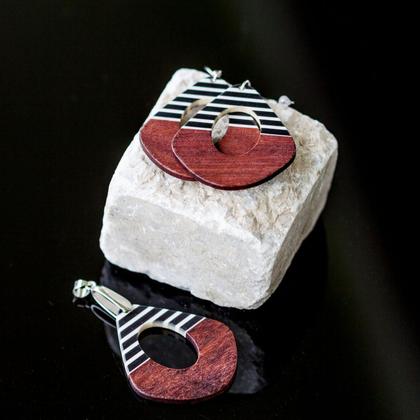 Schmuckset Holz mit Resin schwarz/weiß