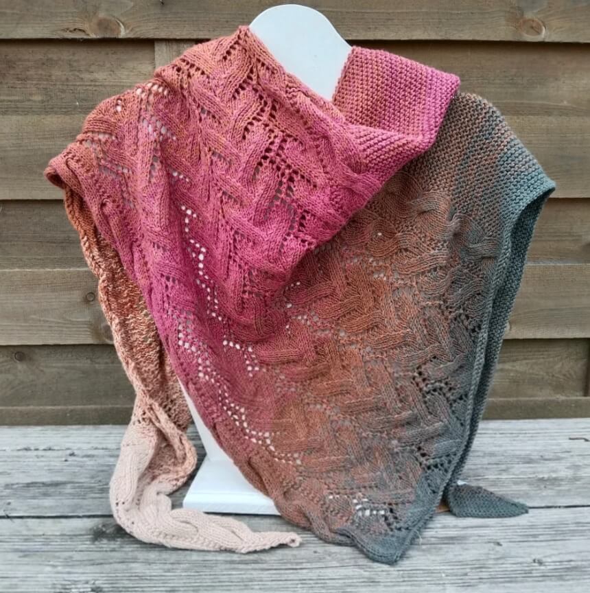 Schultertuch gestrickt