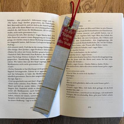 Lesezeichen aus Buchrücken