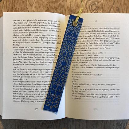Lesezeichen aus Buchrücken