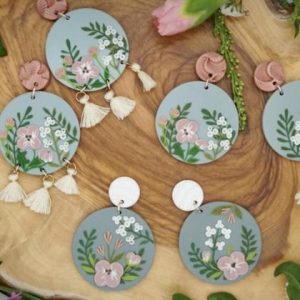 graublau-pastell // selbstgemachte Ohrringe -Unikate  -Modeschmuck #-Handarbeit