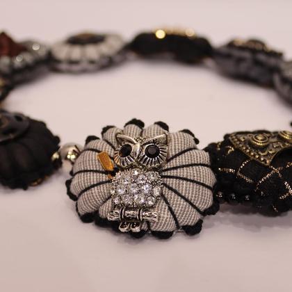 Textiljuwelen "(J)UHU"