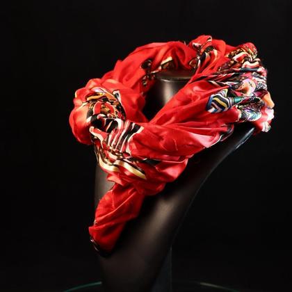 Gesmokter Schal ROT (gemustert) - Image 2