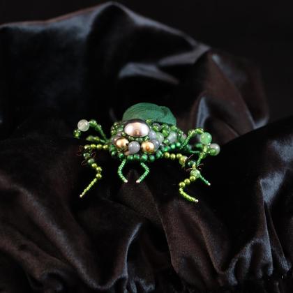 Schmuckkäfer/Brosche "Wollie" - Image 3