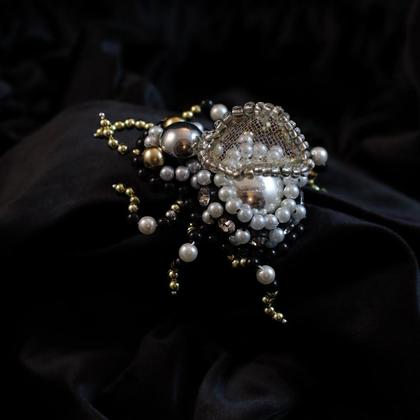 Schmuckkäfer/Brosche "Netzchen" - Image 2