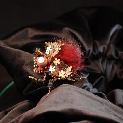 Schmuckkäfer/Brosche "Blümchen" - Image 2