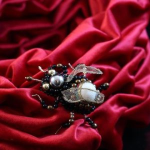 Schmuckkäfer/Brosche "Golden Eye"