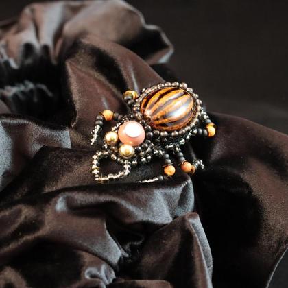 Schmuckkäfer/Brosche "Nußknacker" - Image 2