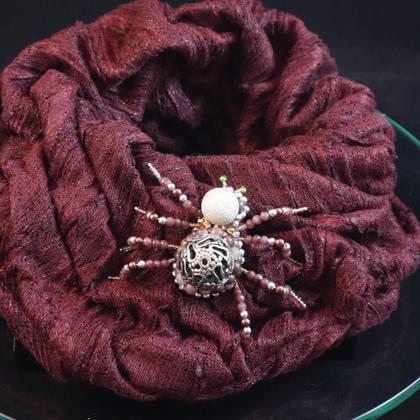 Schmuckkäfer/Brosche "Thekla"