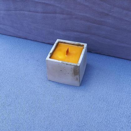 Bienenwachskerze, Kerze in Beton eckig - Image 4