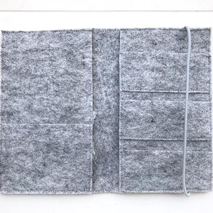 Mutter-Kindpass-Hülle Blumenkranz hellblau - Image 4