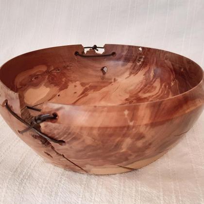 Holzschüssel aus rustikalem Zwetschkenholz - Image 2