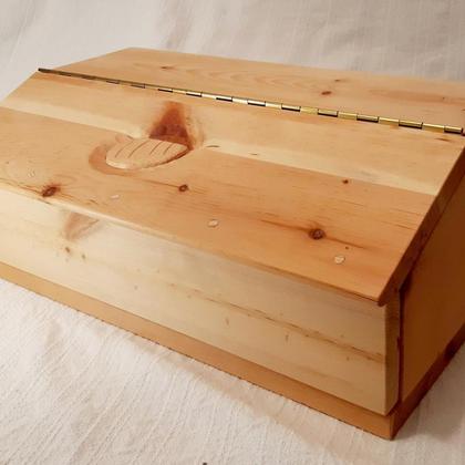 Brotdose aus Zirbenholz