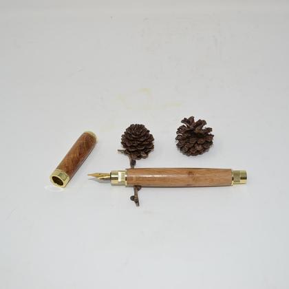 Holzfüllfeder Holzfüller Eiche Handarbeit Magnetkappe Unikat Geschenk Gravur