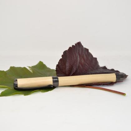 Holz Füller Füllfeder Füllfederhalter Lärche Magnetverschluss handmade