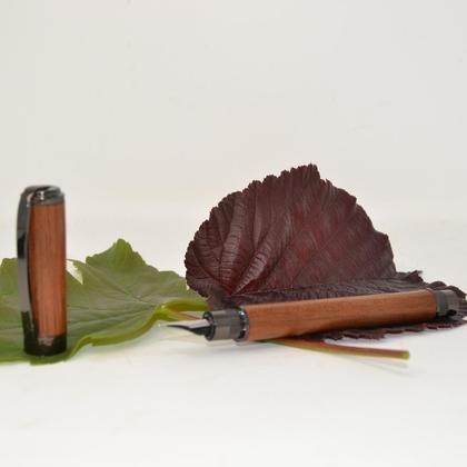 Holz Füller Füllfeder Füllfederhalter Mahagoni Magnetverschluss handmade