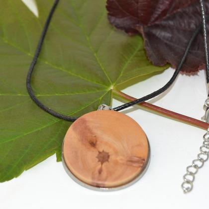 Holz Halskette Zirbe 3 cm Trachtenschmuck Holzschmuck Holz Amulett Holzkette