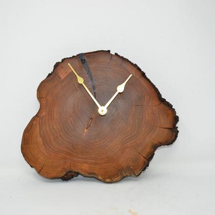Holz Wanduhr Holzuhr Uhr Essigbaum 28x25 cm Geschenk Unikat handmade in Austria
