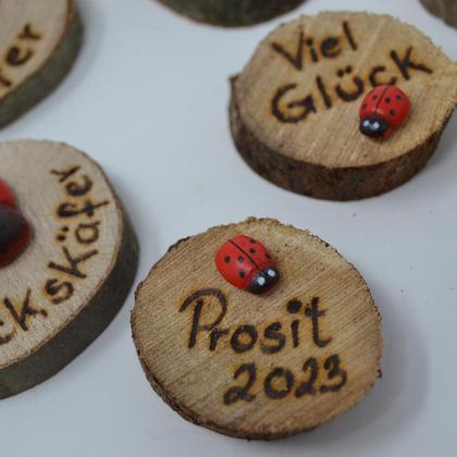 Holz Glücksbringer 5er-Set Silvester 4,5 cm Unikat 5 Stück Geschenk - Image 2