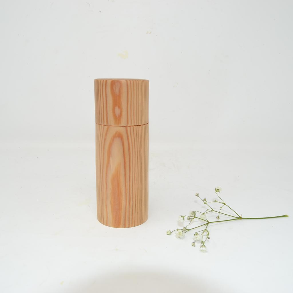 Holz Gewürzmühle Salzmühle Lärche Pfeffermühle crushgrind handmade Geschenk
