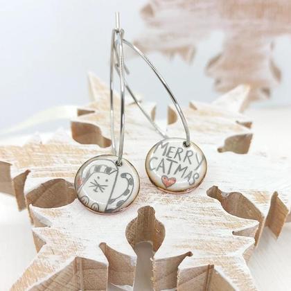 Creolen Katzen Ohrringe rund "Merry Catmas" aus Emaille