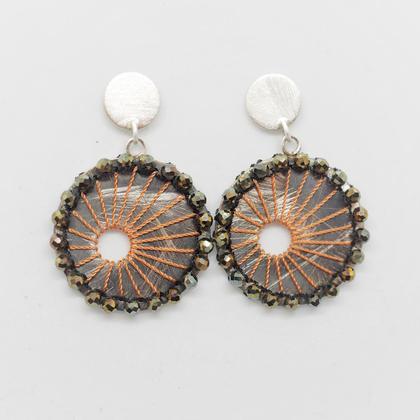 Verwickelt Ohrringe mit Stecker klein