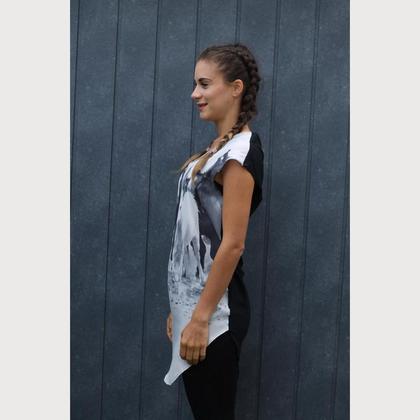 Wende Longshirt Horse - Image 2