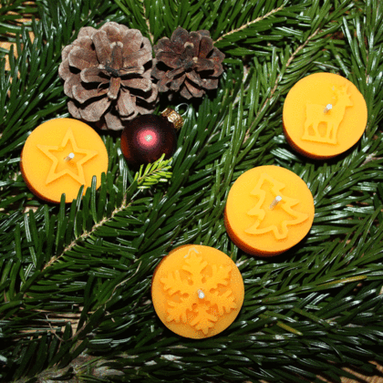 4 Teelichter Weihnachten modern aus Bienenwachs