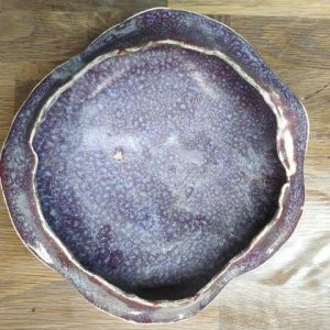 Schüssel Keramik mit drei Spitzfüßen