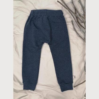 Babyhose Dunkelblau mit Knieflicken - Image 2