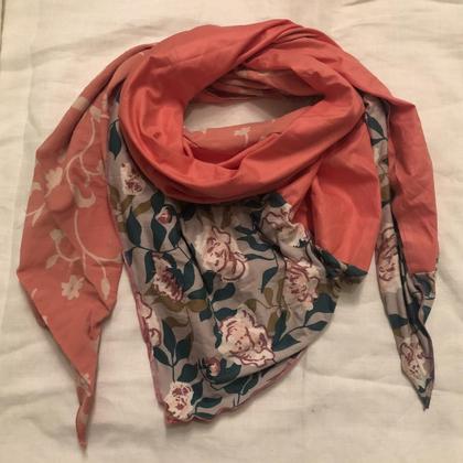 Dreieckstuch Rosa Blumen