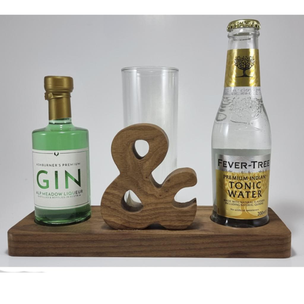 Gin & Tonic mit Glas