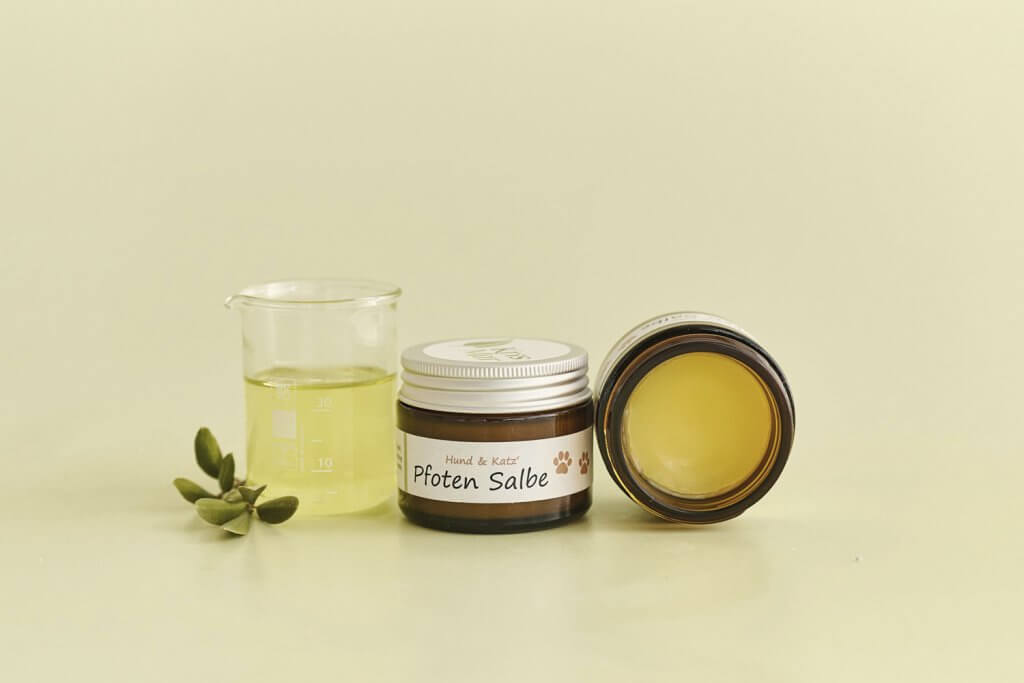 Pfotensalbe