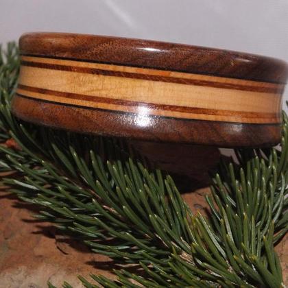 Armreifen aus 4 Holzarten - Image 2