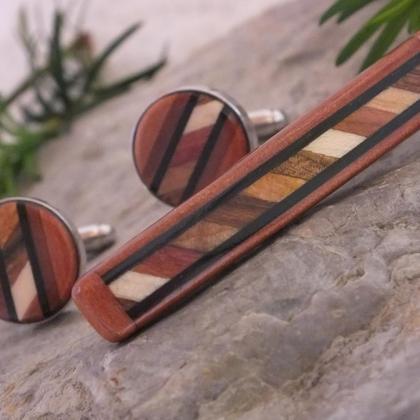 Set Krawattennadel und Manschettenknöpfe aus 6 Holzarten - Image 3