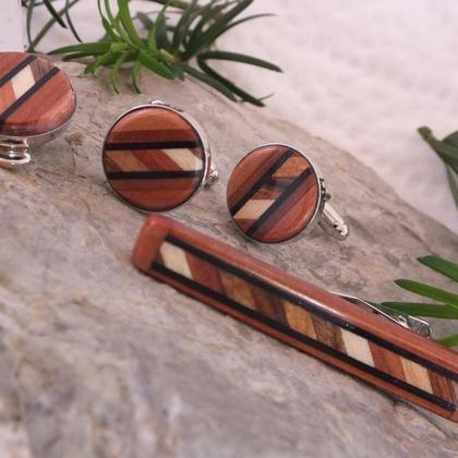 Set Krawattennadel und Manschettenknöpfe aus 6 Holzarten - Image 4