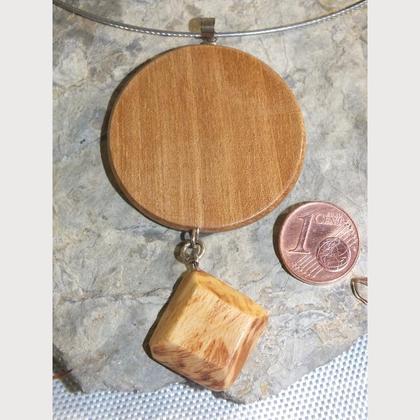 Collier mit Anhänger aus 2 Holzarten - Image 2