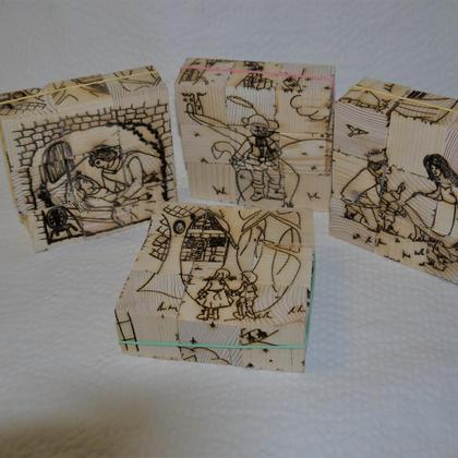 Würfelpuzzle aus Holz mit Märchenmotiven