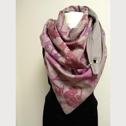 Damenschal mit Karabiner