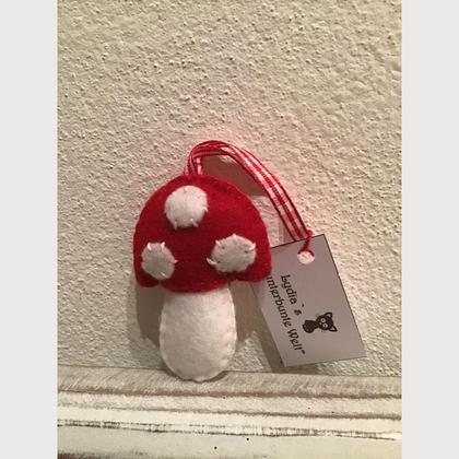 Glückspilz Mini aus dunkelrotem Filz