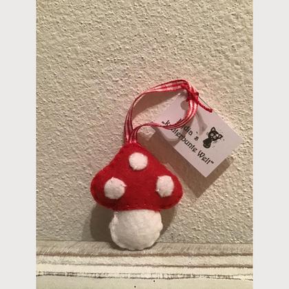 Glückspilz aus Filz Mini aus hellrotem Filz