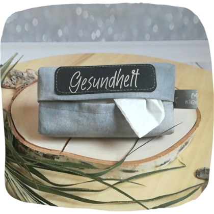 Taschentuchhülle grau Gesundheit silber auf schwarz
